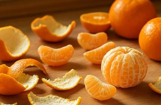 Настой кожуры снижает активность вредителей капусты и рассады — агроном Пётр Ломонос