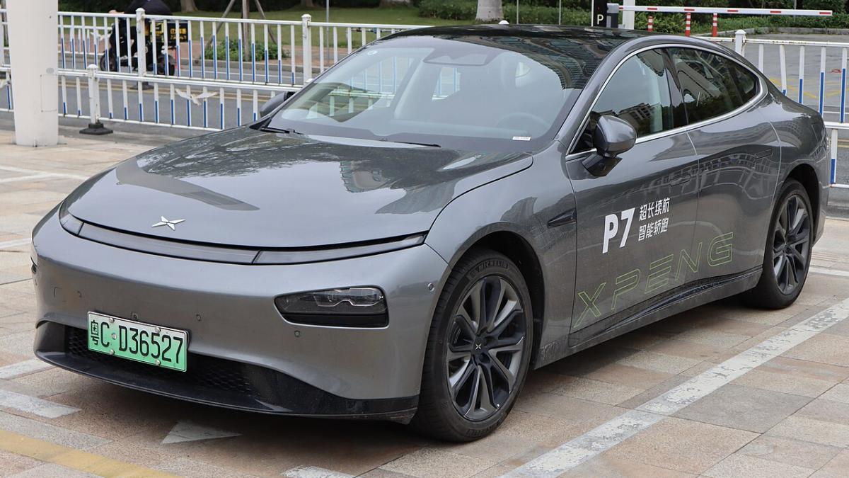 Xpeng P7