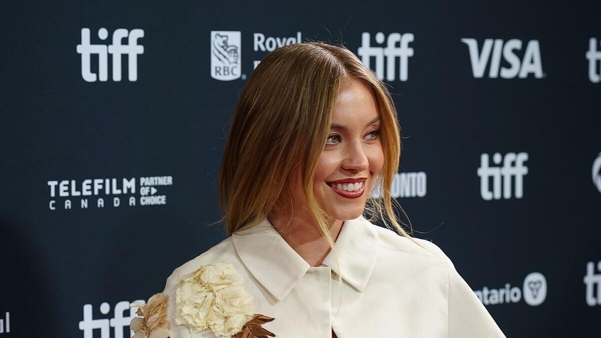 Сидни Суини