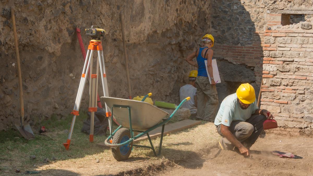 French archaeologists at work 2015 Pompeii