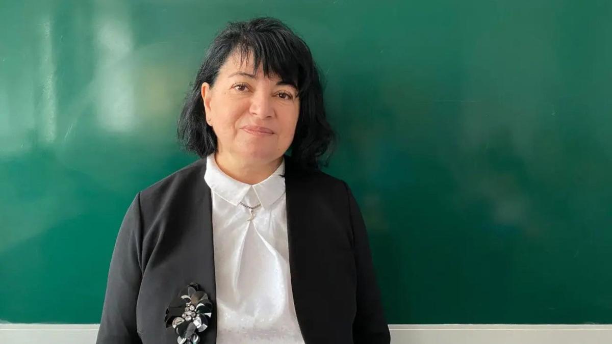 Ирина Пленерт, преподаватель гимназии №20 имени С. С. Станчева Ирина Пленерт, преподаватель гимназии №20 имени С. С. Станчева