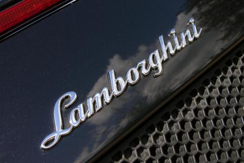 Lamborghini представила Temerario Porto Cervo 2025 — оммаж Сардинии в уникальной версии суперкара