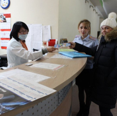 Из-за спора двух врачей клиника в Тюмени месяц работает без отопления