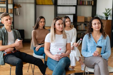 Насилие, упомянутое родителями, побудило прокуратуру начать проверку действий школьного учителя