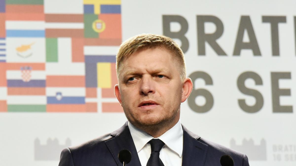 Роберт Фицо