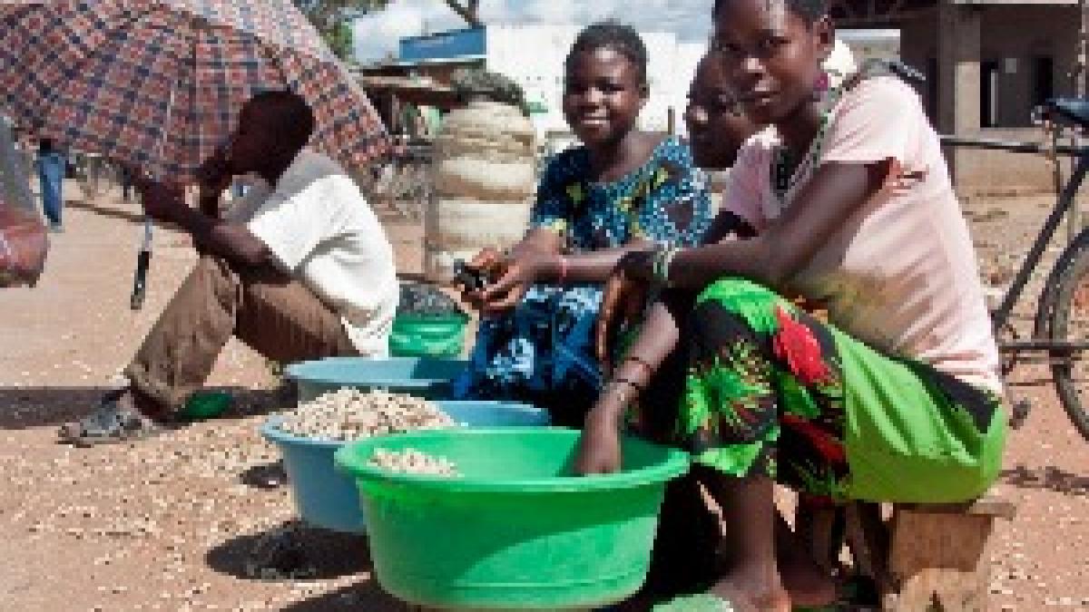 Women in Salima District, Malawi Women in Salima District, Malawi
