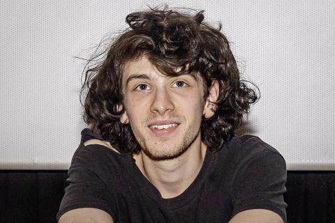 Кинокритик Шнейдеров усомнился в голосовых данных Эйдельштейна для роли Левитана