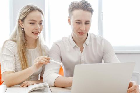 Выплату студентам за рождение ребёнка увеличили до 15 тыс рублей — ТАСС