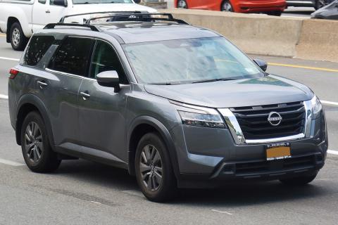 Nissan Pathfinder III, X-Trail III и Teana теряют ликвидность из-за дорогих поломок — автоэксперт Ковалев