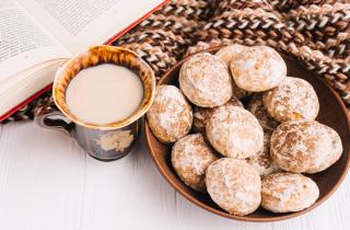Медовые пряники с глазурью получаются мягкими — повар