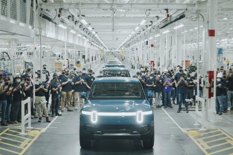 Основатель Rivian Роберт Скариндж: компания готовит до шести моделей для Европы