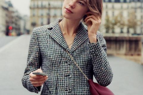 Этот стиль не бросается в глаза, но притягивает: poetcore стал языком нового поколения