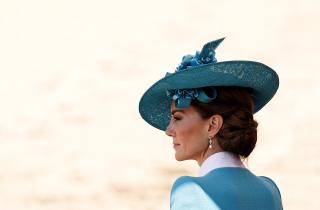 Причина осветления волос Кейт Миддлтон — естественное выгорание, а не болезнь — заявила принцесса