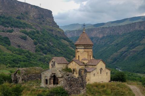 Зимой в Армении сочетают горнолыжный отдых и термальные источники — специалисты туриндустрии