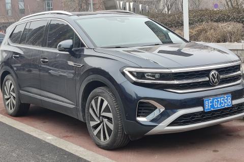 В Китае стартовали продажи обновлённого Volkswagen Talagon
