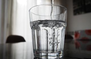 Домашний фильтр сливает деньги в канализацию: ошибки выбора бьют по бюджету и здоровью семьи