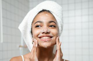 Морковные маски улучшают тон кожи и снижают сухость — косметологи