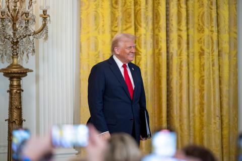 Нобелевский лауреат Кларк: политика Трампа угрожает науке в США