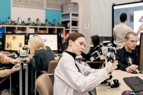 Спрос на специалистов по робототехнике стремительно растёт — Мария Игнатова