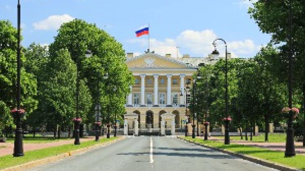Императорское Воспитательное общество благородных девиц (Смольный институт) 2H1A4117WI