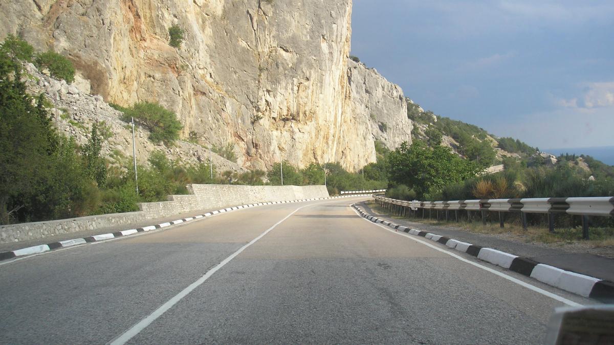 Автодорога Ялта — Севастополь в Крыму Автодорога Ялта — Севастополь в Крыму
