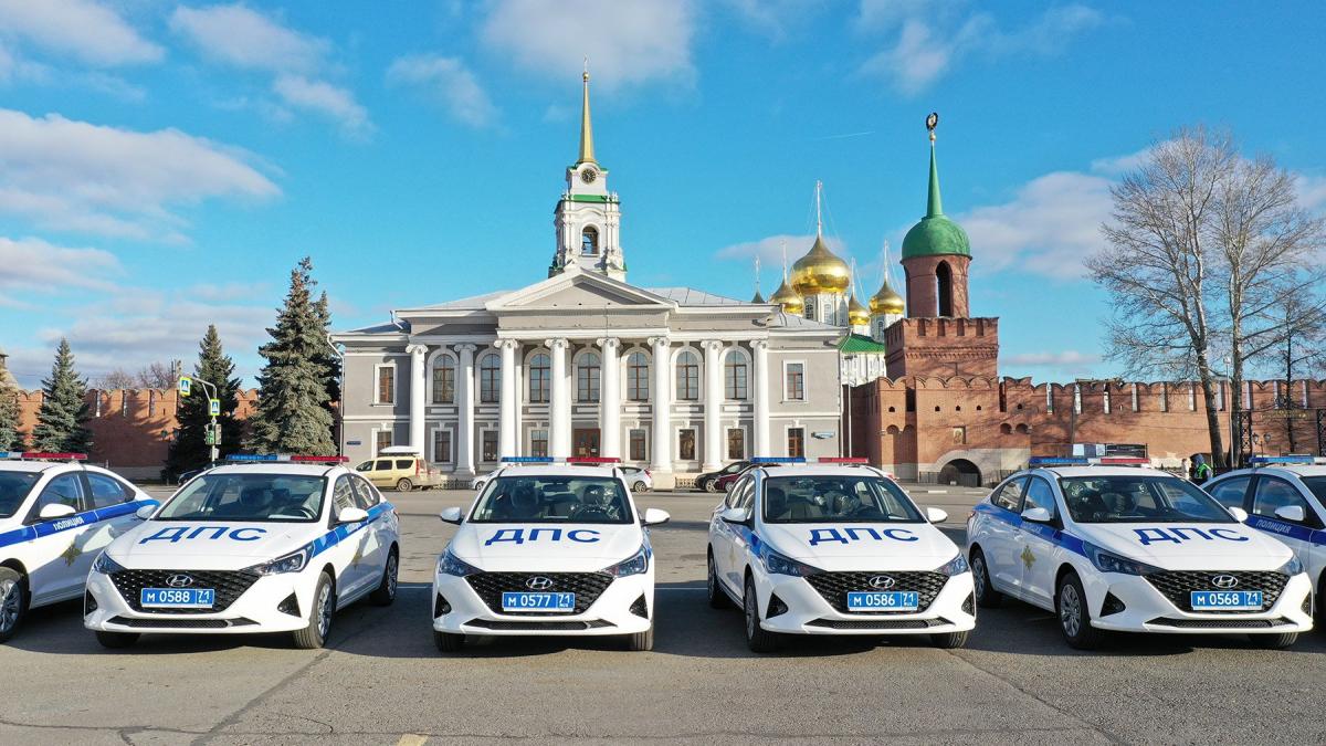 Суд взыскал 1,1 млрд рублей по делу о хищениях при закупке машин для ГИБДД Суд взыскал 1,1 млрд рублей по делу о хищениях при закупке машин для ГИБДД