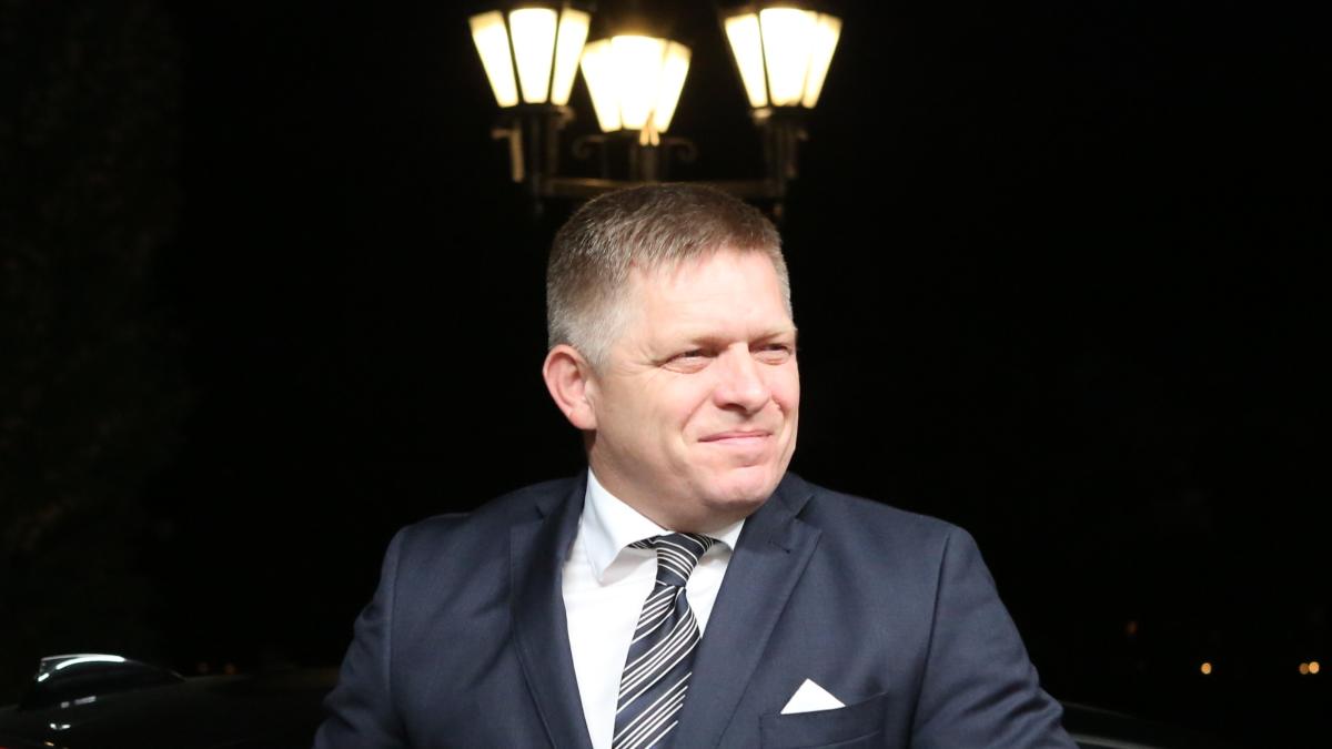 Роберт Фицо