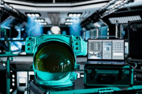 Зарплаты в авиации и космическом транспорте превысили 215 тыс рублей — экономисты