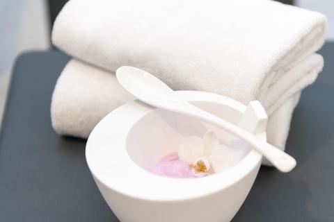 Остатки порошка делают полотенца жёсткими после стирки — эксперты по быту