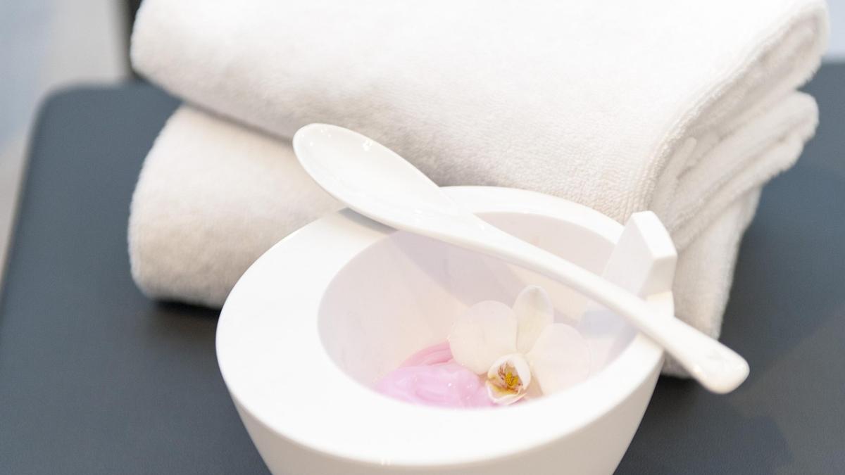 Полотенца и набор для спа