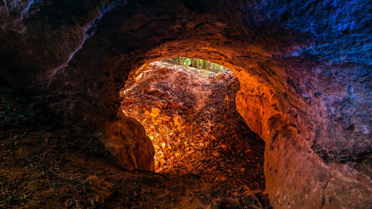 Вход в пещеру