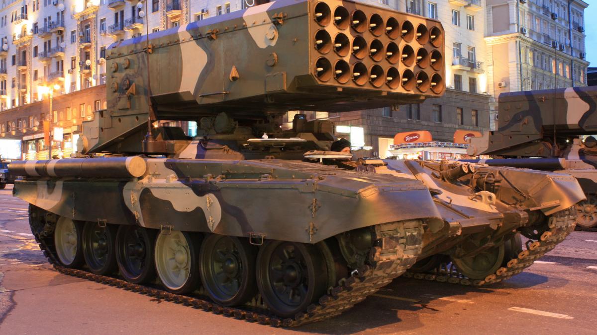 ТОС-1А Буратино на репетиции парада 4.5.2010