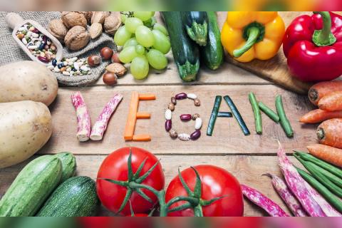 Диетолог Юлия Москвичева рассказала, чем опасно веганство для детей