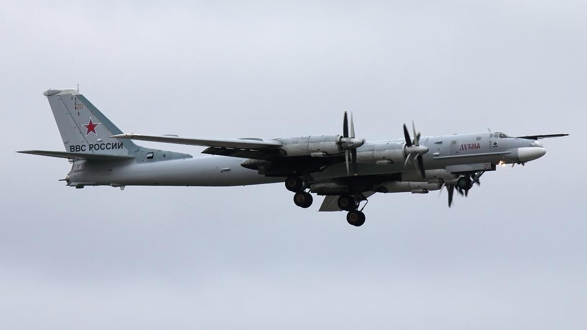 Туполев Ту-95-142, Энгельс RP32217