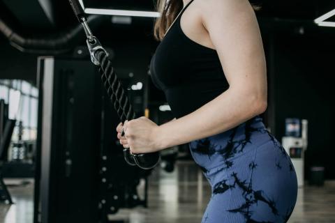 Джоуи Турман: упражнение cable hammer curl снижает нагрузку на суставы