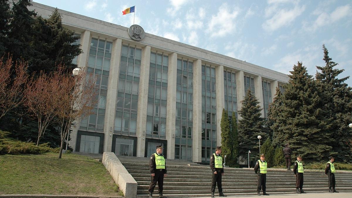 Здание правительства Молдавии
