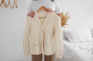 Современные коллекции делают шерстяные куртки частью стиля, сообщают стилисты