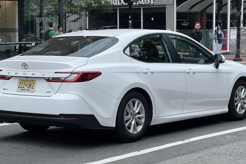 Toyota возглавила рейтинг надёжности автомобилей — Consumer Reports