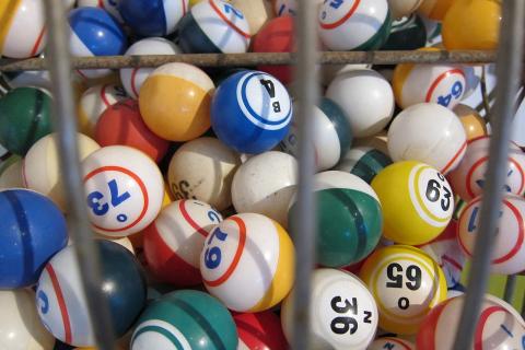 Жительница Вирджинии выиграла в Powerball, используя числа от ChatGPT — Bloomberg
