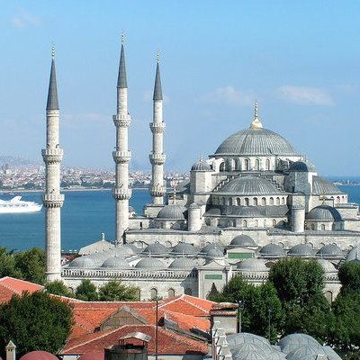 Российские дипломаты посоветовали туристам, не улетевшим в Мексику, судиться с Turkish Airlines
