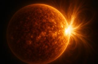 Солнечные вспышки класса X нарушили радиосвязь и предупредили о пике цикла — Джейсон Рид