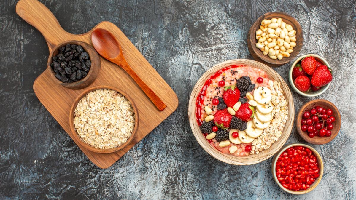 Гранола с вишней, кокосом и семенами тыквы