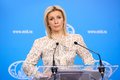 Захарова высмеяла позы участников брифинга Секретной службы США Захарова высмеяла позы участников брифинга Секретной службы США