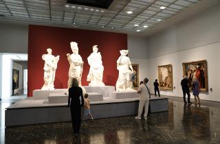 Коллекция Лувра Абу-Даби включает более 400 собственных экспонатов — соцсети