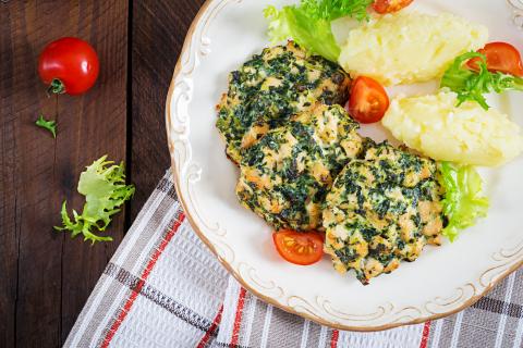 Как приготовить курицу со шпинатом в сливочном соусе