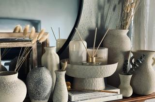 Повесила зеркало 