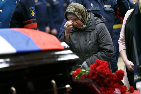 Врач Миговски: поцелуй усопшего в лоб на похоронах может быть опасным для здоровья