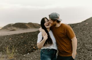 Параллельная игра улучшает чувство безопасности, поясняет Дамона Хоффман