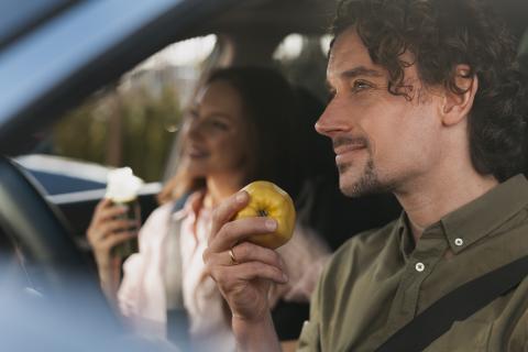 Автолюбителям напомнили, какие инструменты и документы нужны для безопасного путешествия