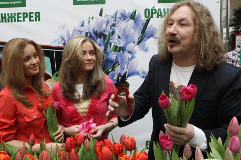 Игорь Николаев публично обратился к жене в день её 43-летия